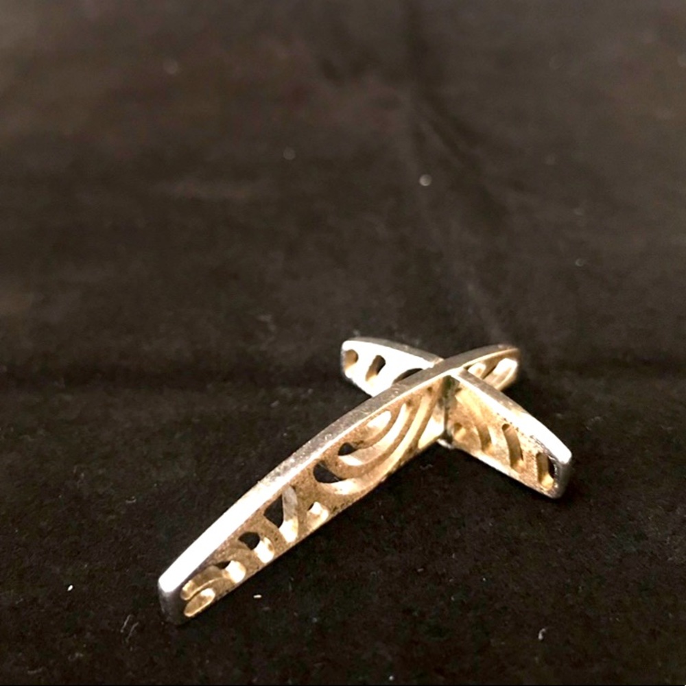 Really cool 3D raised decorative silver cross vntg